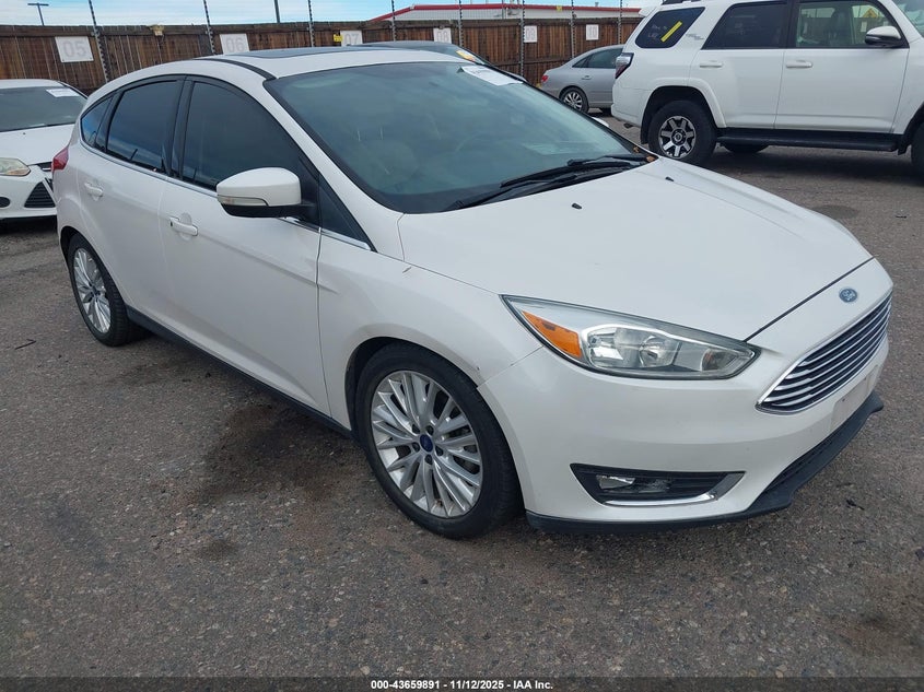 FORD FOCUS TITANIUM
