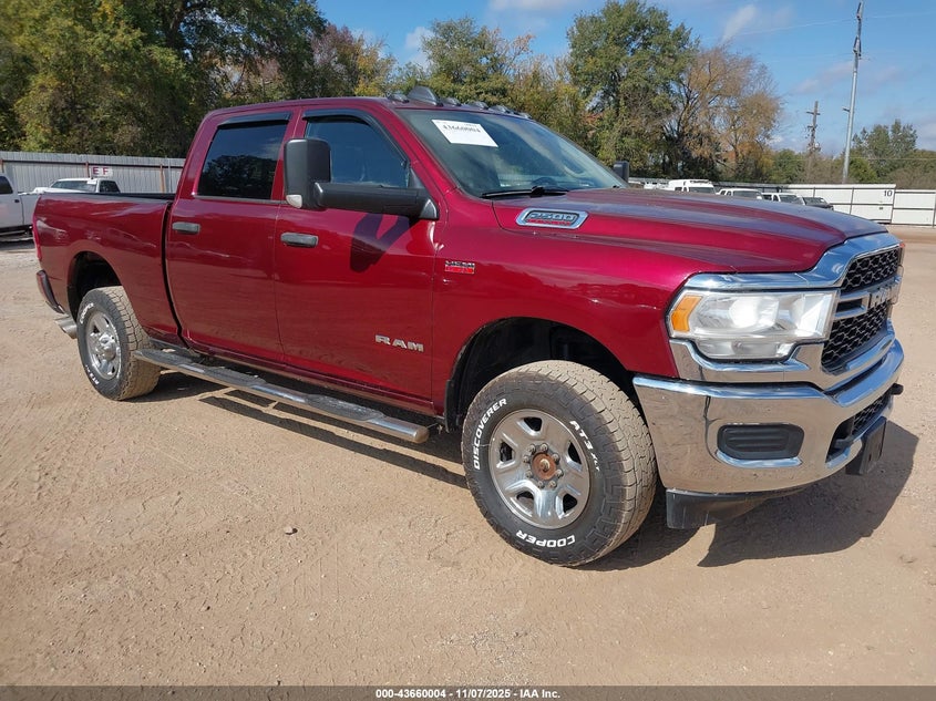 RAM 2500 TRADESMAN 4X4 6 4 BOX