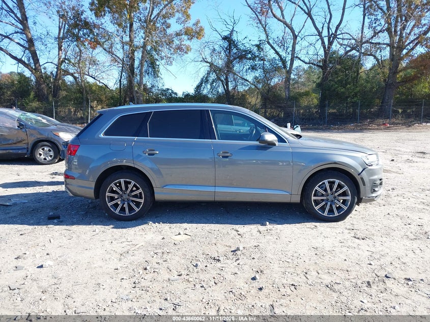 2017 Audi Q7 3.0T Premium VIN: WA1LAAF70HD037231 Lot: 43660062