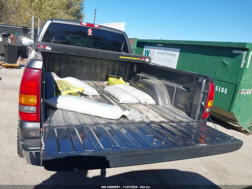 2000 Chevrolet Silverado 1500 Ls VIN: 1GCEC19T7YZ370384 Lot: 43660091