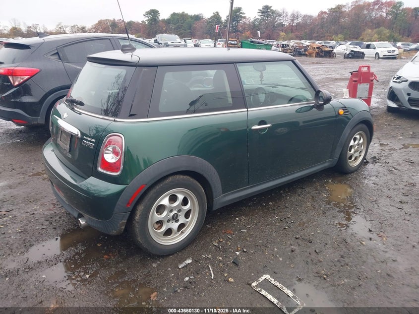 WMWSU3C53DT684632 2013 MINI HARD TOP photo no. 4