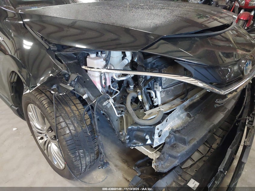 2021 TOYOTA VENZA LIMITED JTEAAAAH9MJ044005