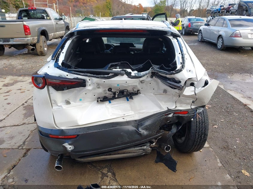 2024 Mazda Cx-30 2.5 S Premium Package VIN: 3MVDMBDM2RM675517 Lot: 43660173