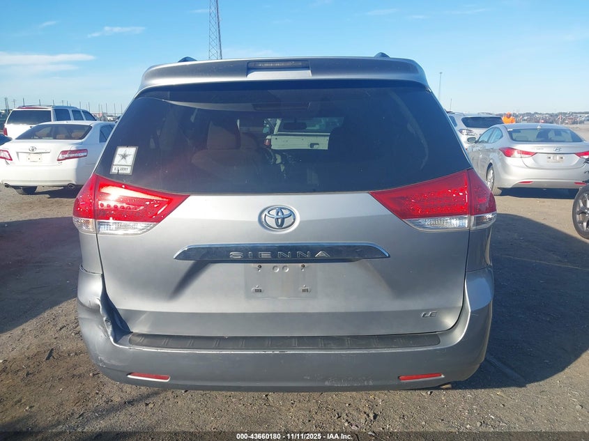 5TDKK3DC5ES520028 2014 TOYOTA SIENNA photo no. 16