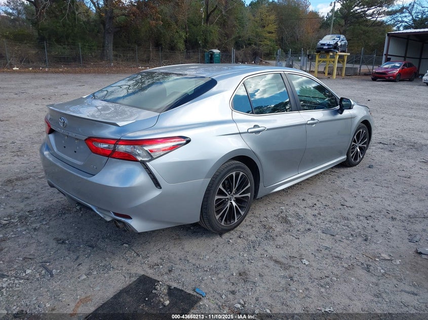 4T1B11HK3JU656636 2018 TOYOTA CAMRY photo no. 4