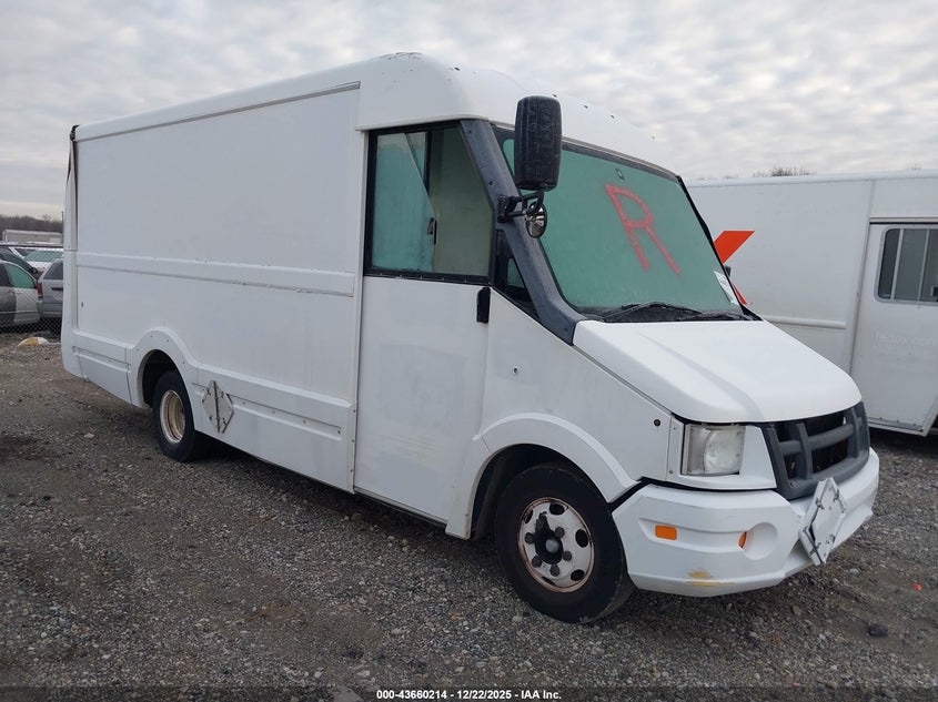 2012 Isuzu Commercial Van