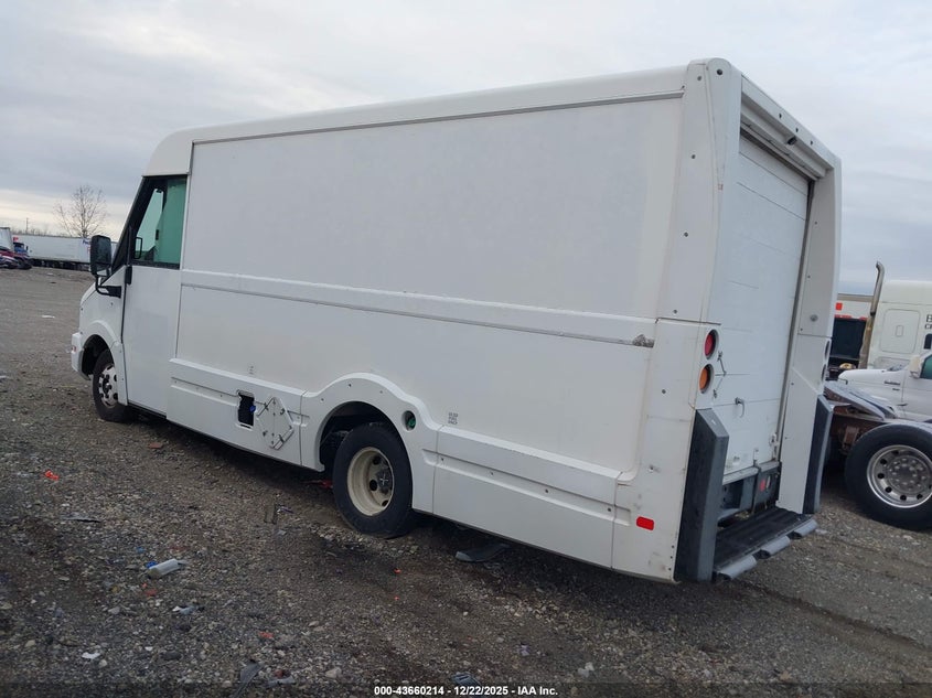 2012 Isuzu Commercial Van