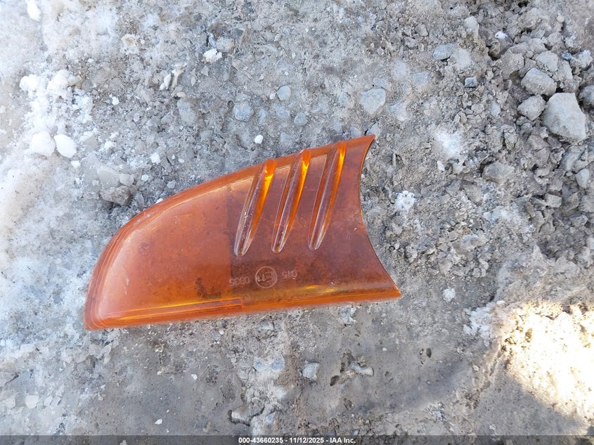 2005 GMC Envoy Slt VIN: 1GKDT13S752332741 Lot: 43660235