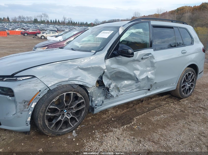 2026 BMW X7 M60I VIN: 5UX33EM05T9105143 Lot: 43660247