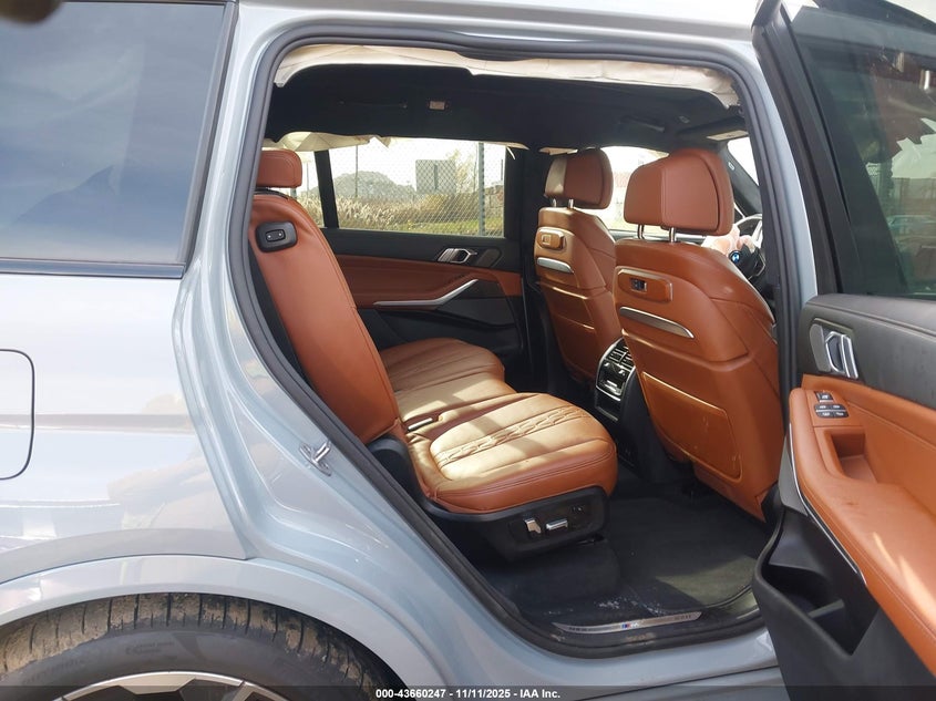 2026 BMW X7 M60I VIN: 5UX33EM05T9105143 Lot: 43660247