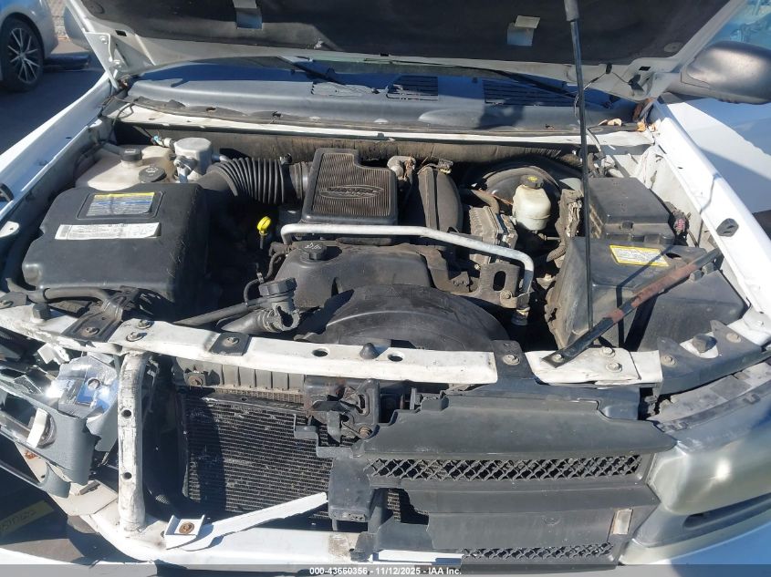 2005 Chevrolet Trailblazer Ls VIN: 1GNDT13S852235261 Lot: 43660356