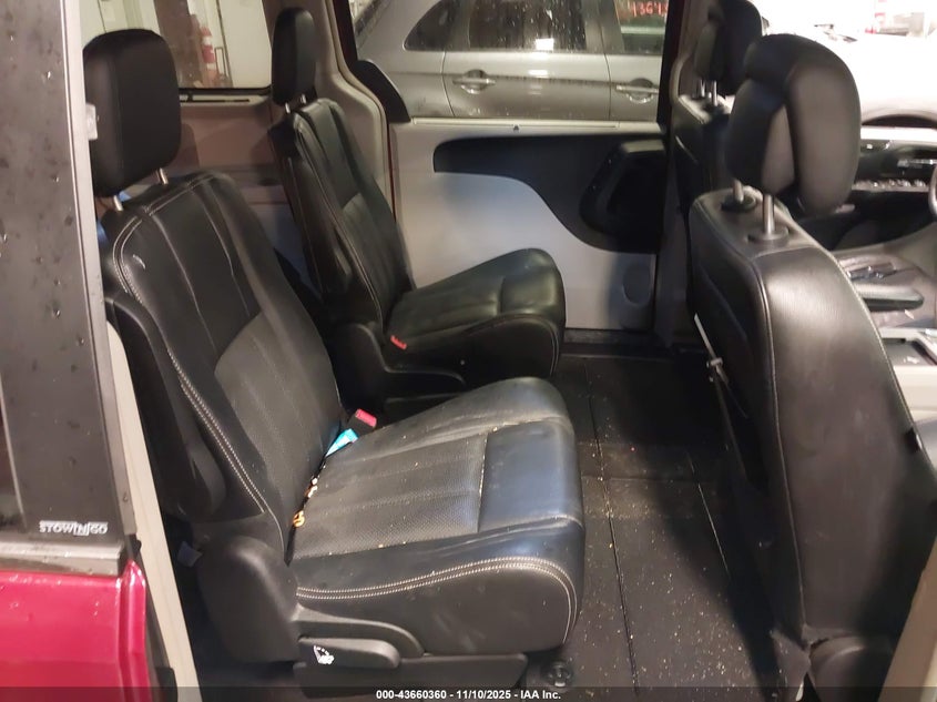 2013 Chrysler Town & Country Touring-L VIN: 2C4RC1CG8DR645519 Lot: 43660360