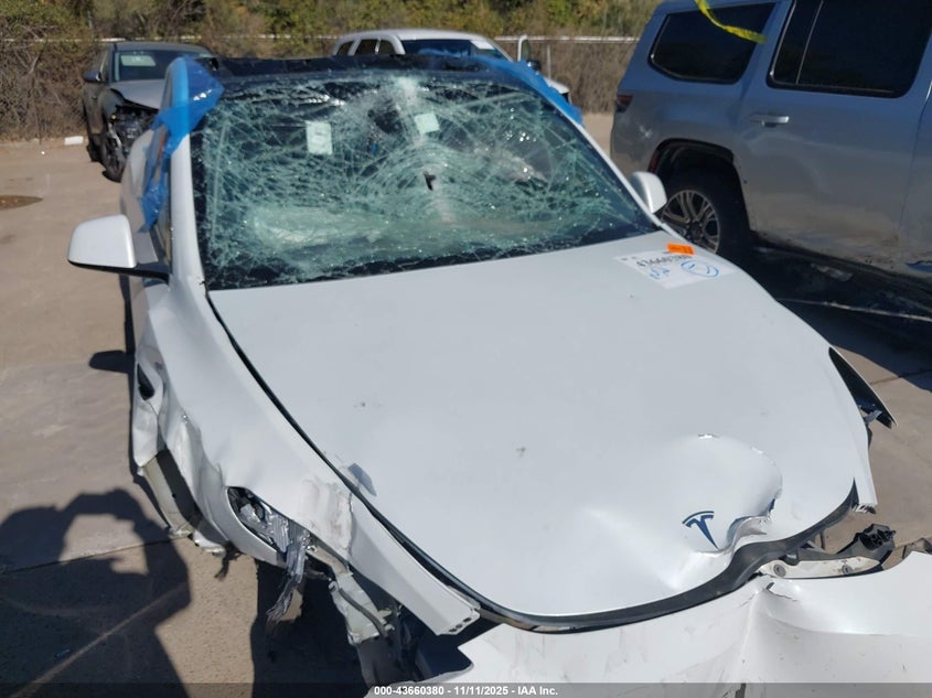 2023 Tesla Model Y Awd/Long Range Dual Motor All-Wheel Drive VIN: 7SAYGDEEXPA044500 Lot: 43660380
