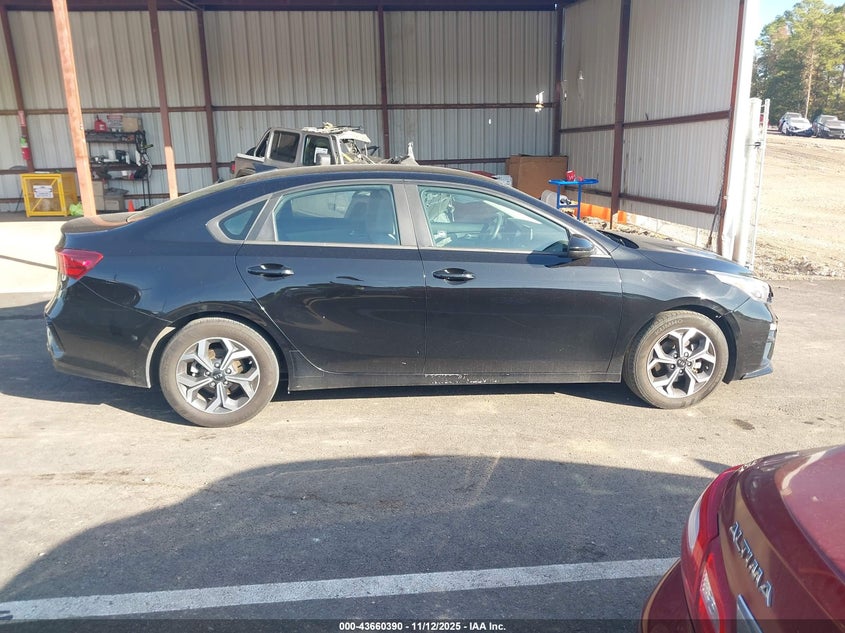 2020 Kia Forte VIN: 3KPE24AD8LE186850 Lot: 43660390