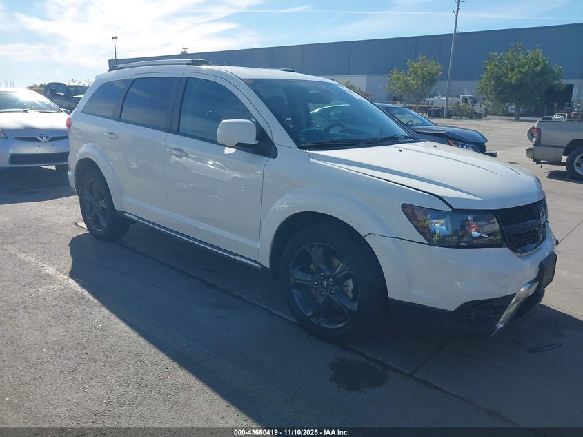 DODGE JOURNEY CROSSROAD