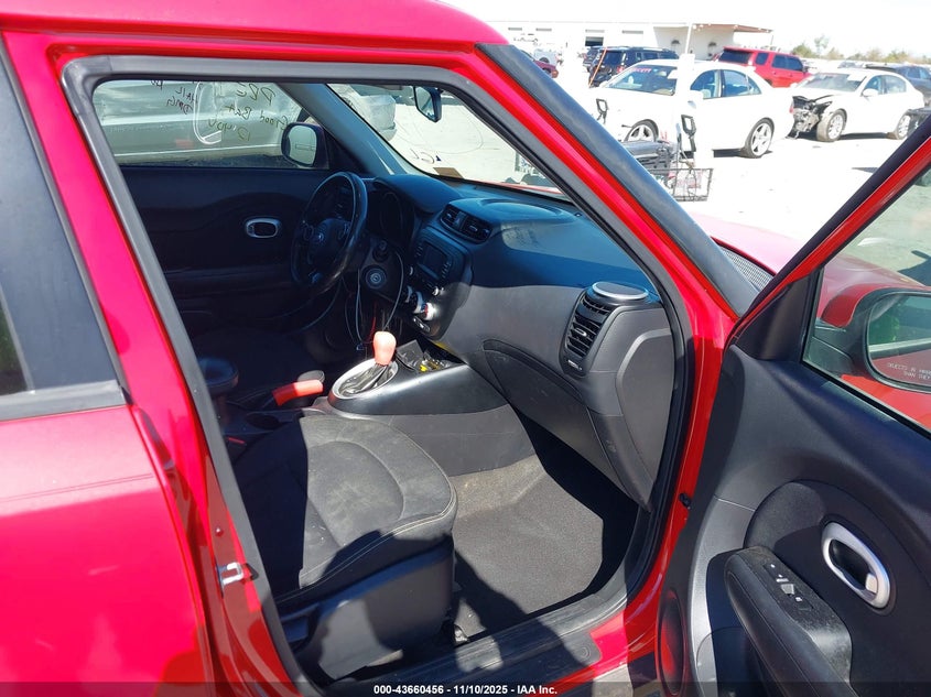 2014 KIA SOUL + KNDJP3A57E7704903