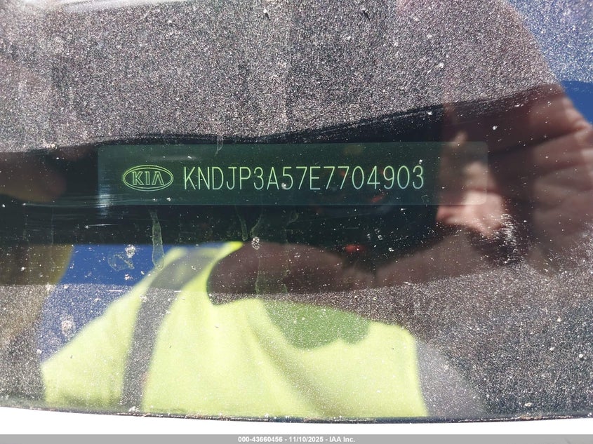 2014 KIA SOUL + KNDJP3A57E7704903