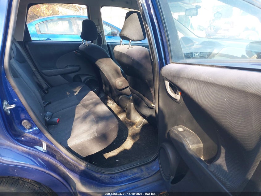 JHMGE8H46AC003683 2010 HONDA FIT photo no. 8