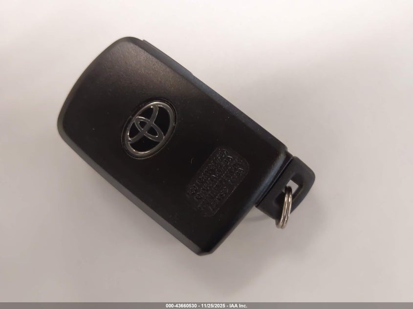 2010 Toyota Rav4 Limited V6 VIN: JTMDK4DVXAD015950 Lot: 43660530