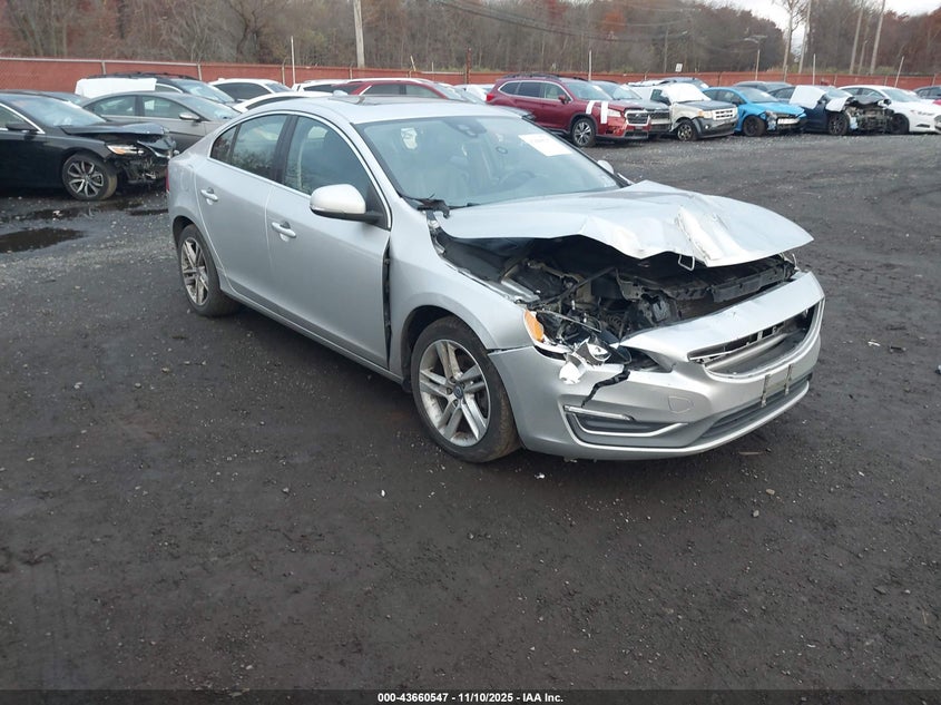 2015 VOLVO S60 T5 PREMIER - YV126MFB5F1311752
