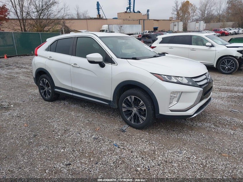 MITSUBISHI ECLIPSE CROSS SE