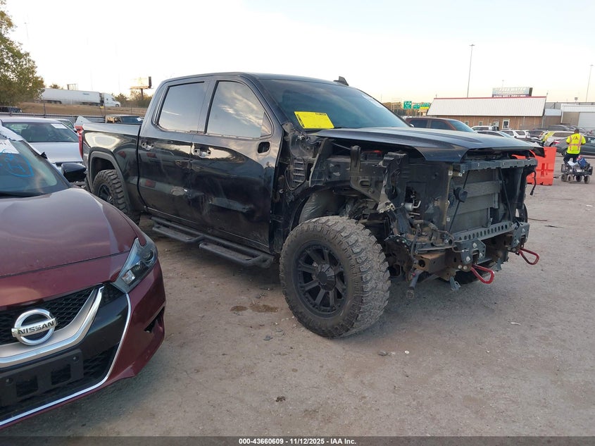 GMC SIERRA 1500 4WD SHORT BOX DENALI