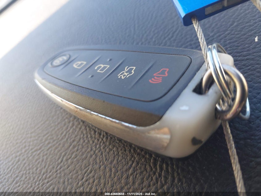 2015 Ford Taurus Sel VIN: 1FAHP2E8XFG195166 Lot: 43660658