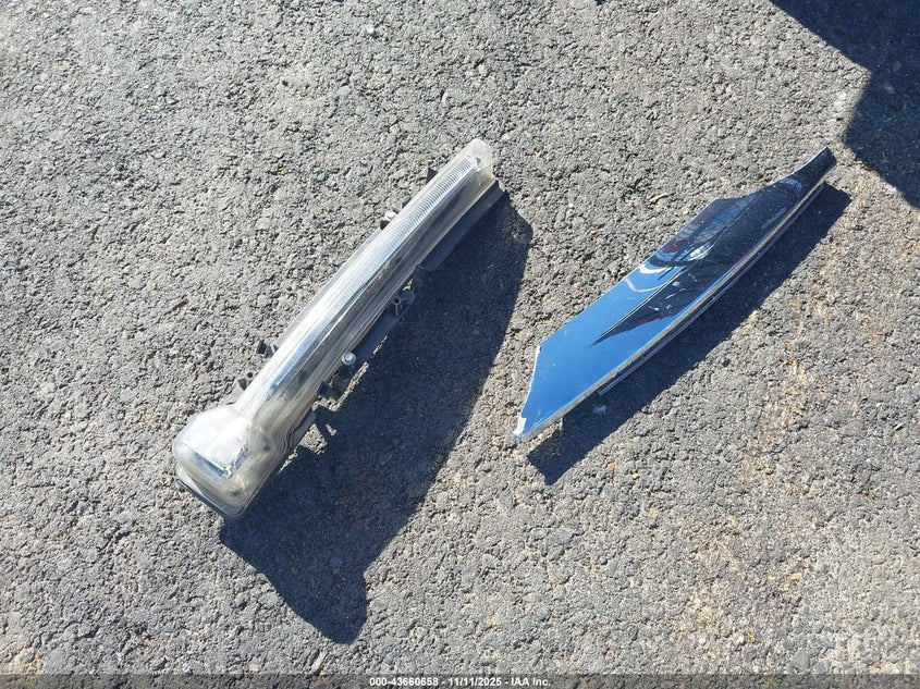 2015 Ford Taurus Sel VIN: 1FAHP2E8XFG195166 Lot: 43660658