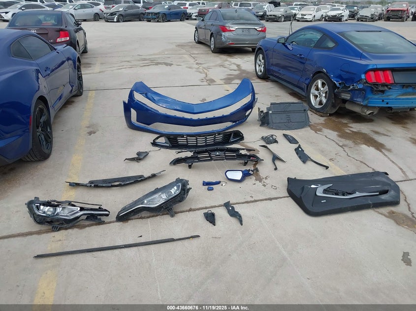 2019 Chevrolet Camaro 1Lt VIN: 1G1FB1RX6K0133299 Lot: 43660676