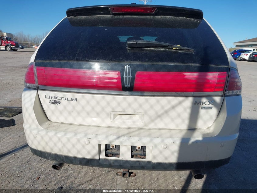 2008 Lincoln Mkx VIN: 2LMDU88C78BJ00092 Lot: 43660688