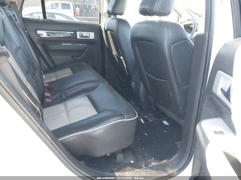 2008 Lincoln Mkx VIN: 2LMDU88C78BJ00092 Lot: 43660688