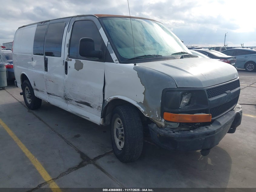 2009 Chevrolet Express 2500 Work Van