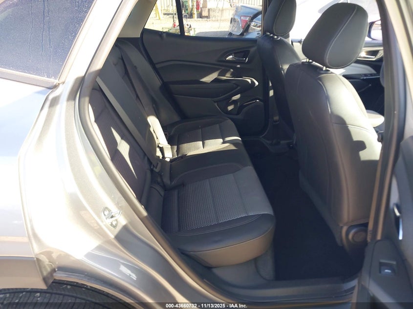 2025 Chevrolet Trax Fwd Lt VIN: KL77LHEP3SC240796 Lot: 43660732