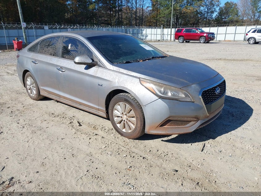 2016 HYUNDAI SONATA HYBRID SE - KMHE24L15GA038545
