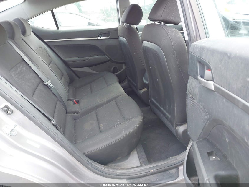 2020 HYUNDAI ELANTRA SE - KMHD74LF0LU070563