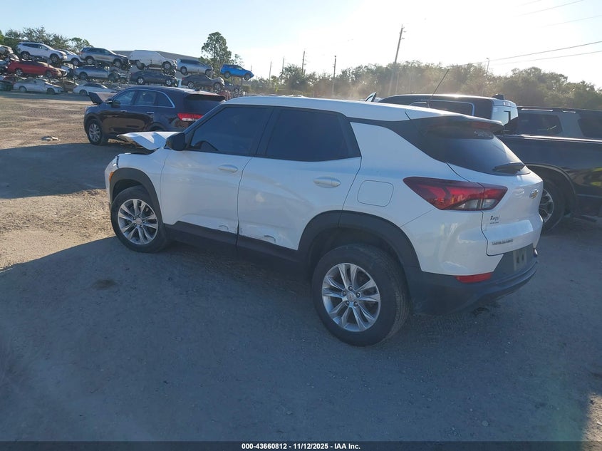 KL79MMS26MB100841 2021 CHEVROLET TRAILBLAZER photo no. 3