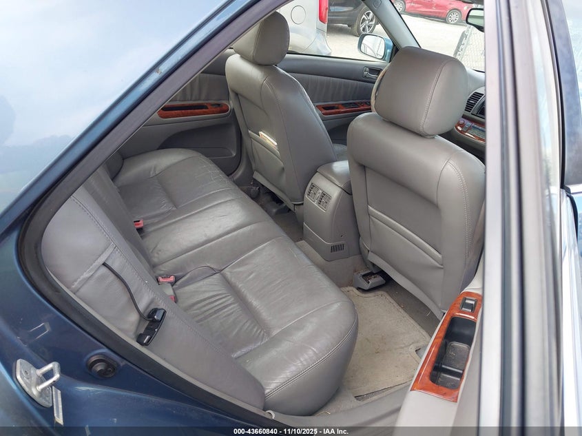 4T1BF30K82U536096 2002 TOYOTA CAMRY photo no. 8