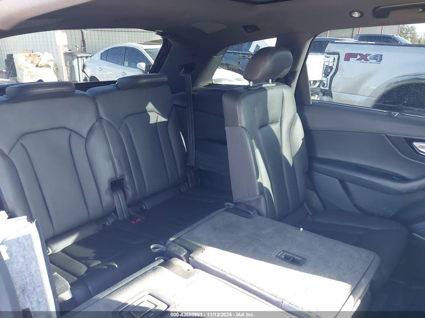 2017 Audi Q7 3.0T Premium VIN: WA1VAAF75HD054907 Lot: 43660901