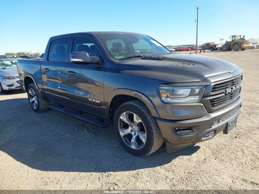 2019 RAM 1500 LARAMIE  4X2 5'7 BOX - 1C6RREJT5KN792632