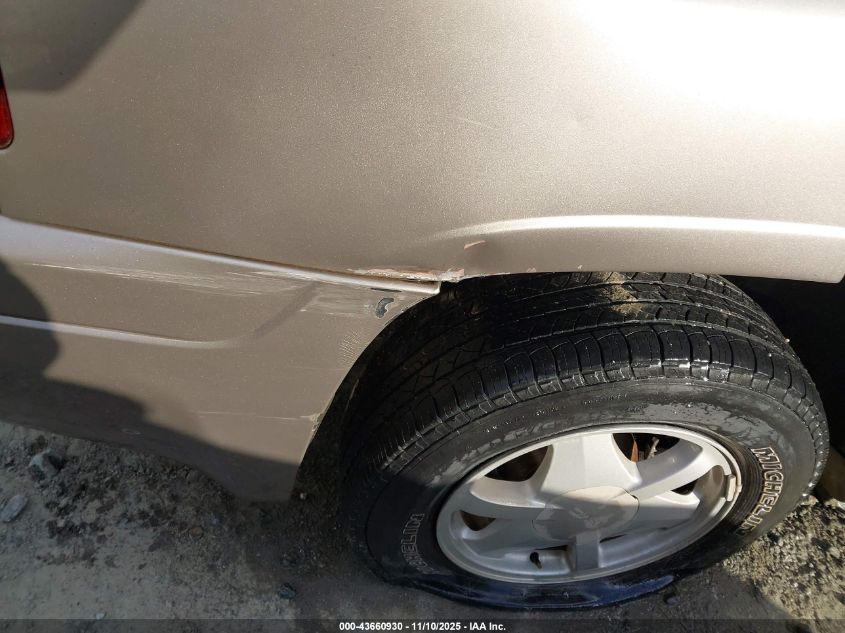 2002 GMC Envoy Sle VIN: 1GKDS13S722303500 Lot: 43660930