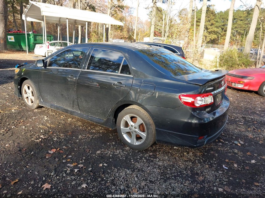 2T1BU4EE3CC871638 2012 TOYOTA COROLLA photo no. 3