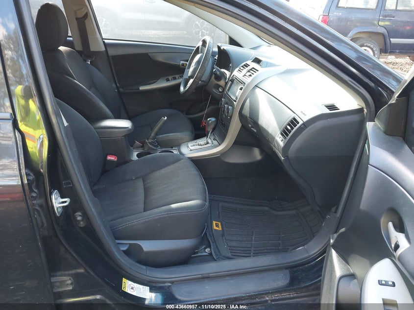2T1BU4EE3CC871638 2012 TOYOTA COROLLA photo no. 5