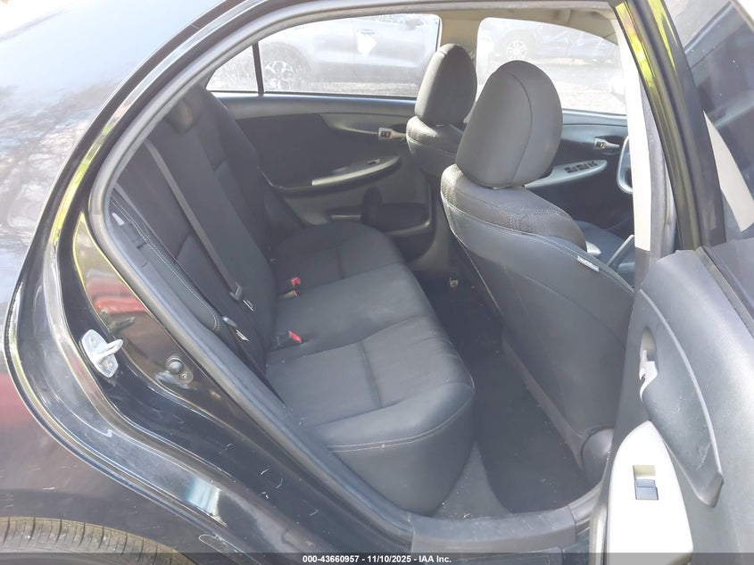 2T1BU4EE3CC871638 2012 TOYOTA COROLLA photo no. 8