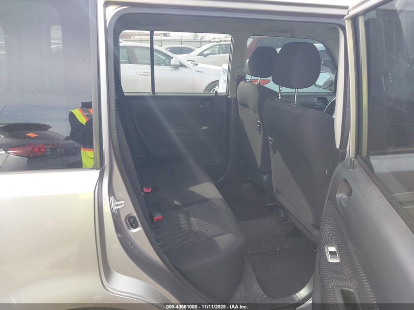 2006 Scion Xb VIN: JTLKT324164031944 Lot: 43661000