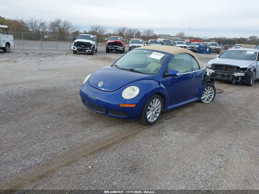3VWRF31Y18M417788 2008 VOLKSWAGEN BEETLE photo no. 2