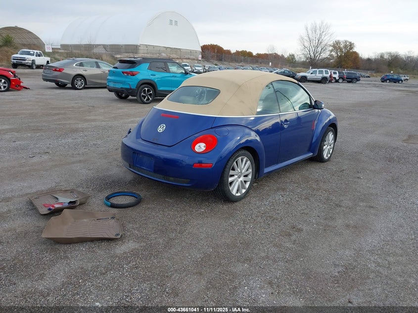 3VWRF31Y18M417788 2008 VOLKSWAGEN BEETLE photo no. 4
