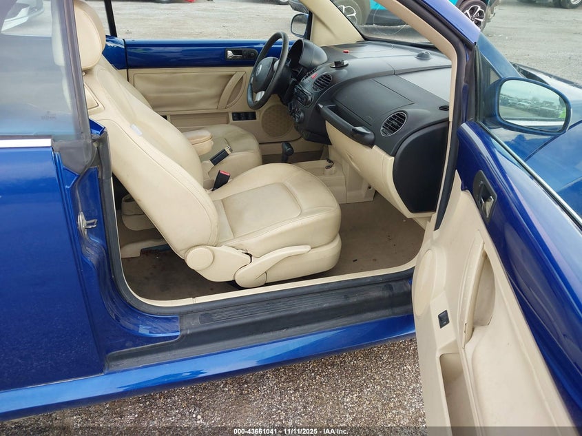3VWRF31Y18M417788 2008 VOLKSWAGEN BEETLE photo no. 5