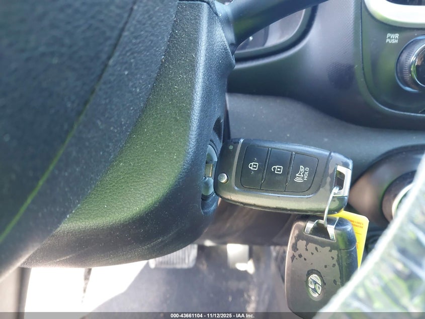 2020 HYUNDAI VENUE SEL KMHRC8A33LU033993