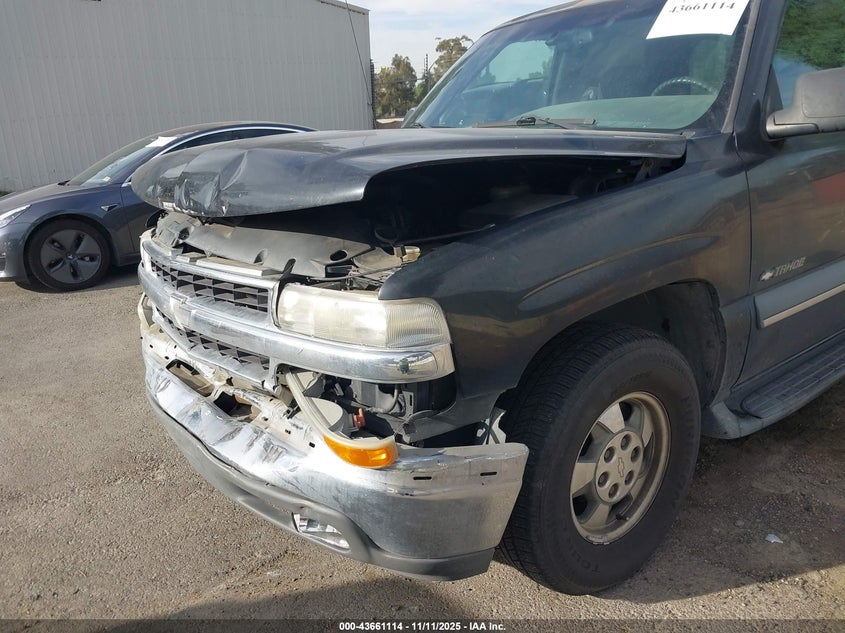 2002 Chevrolet Tahoe Ls VIN: 1GNEC13T92R165091 Lot: 43661114
