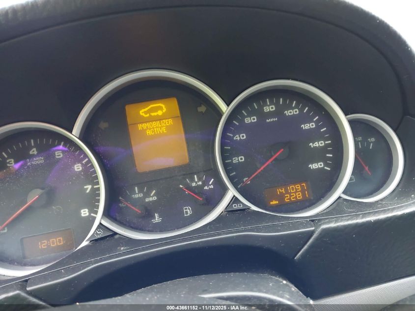 2004 Porsche Cayenne S VIN: WP1AB29P04LA68831 Lot: 43661152